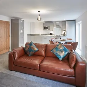 Host & - Bagdale Rise Apartment Whitby