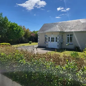 Peaceful Farm In Menlough Near Mountbellew, Ballinasloe, Athlone & Holiday home Galway